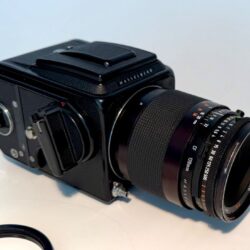 hasselblad-500-cm-mit-cf-120mm-makro-planar-top-zustand (1)