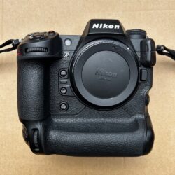 Nikon Z9 - front