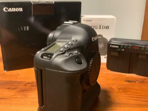 canon-eos-1-dx canon-eos-1-dx