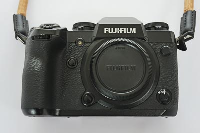 Fujifil X-H1 Front Fujifil X-H1 Front