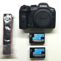 Canon_R7_1