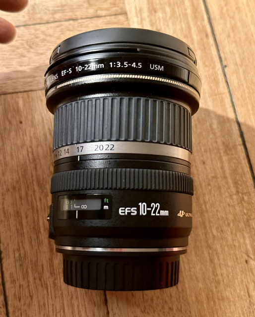 Canon EOS 70D mit 2 Canon-Objektiven und Zubehör