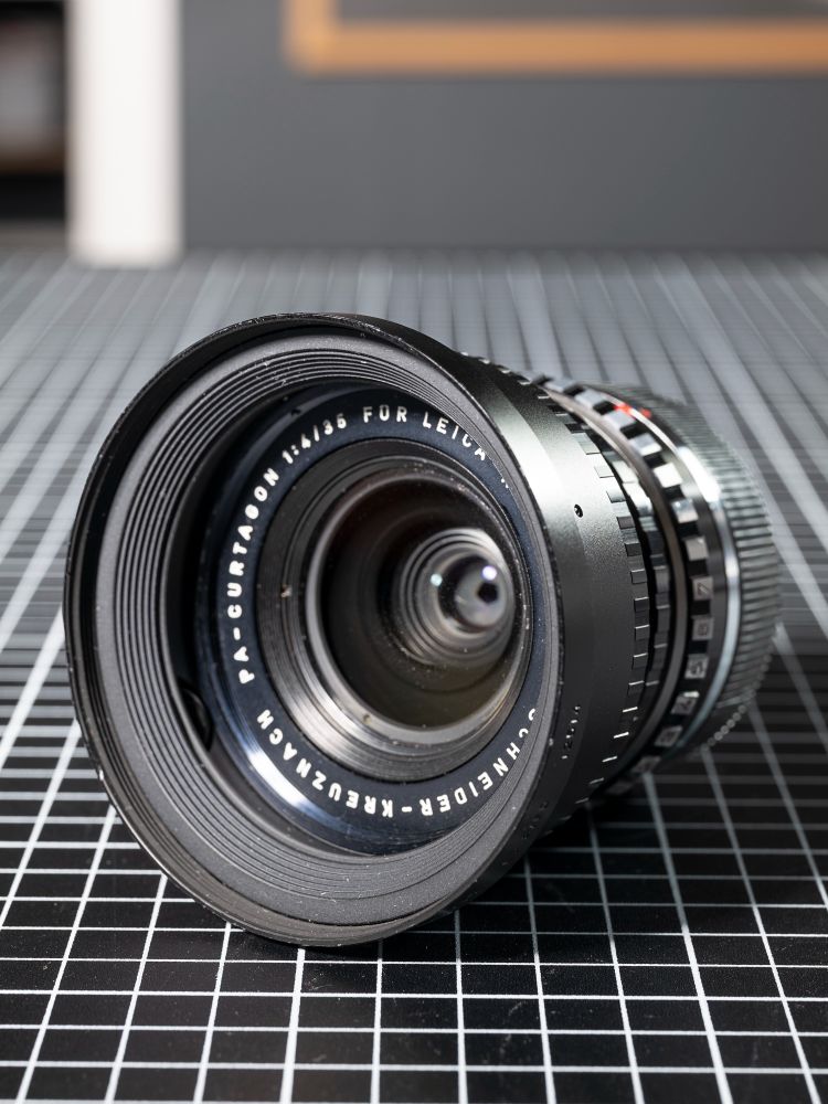 Schneider-Kreuznach PA-Curtagon 1:4/35 mm für Leica R