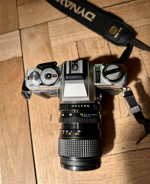 Minolta analog Kamera X-500 + 4 Objektive + Zubehör