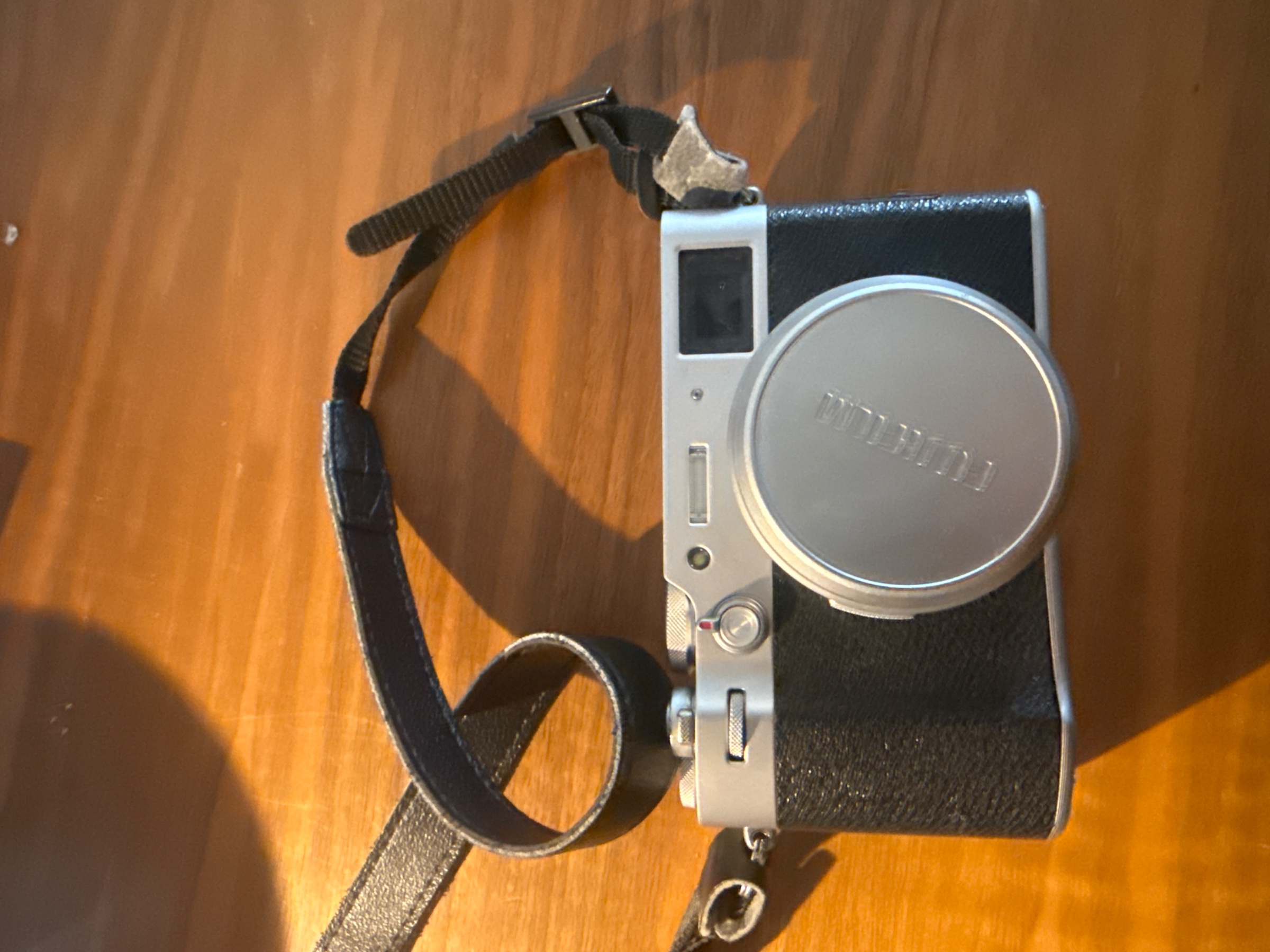 Fujifilm X100V