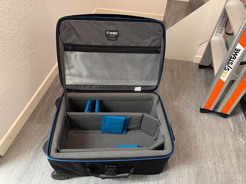 Rollkoffer Tenba Transport Air Case Attaché 2214w