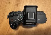 NEU Sony Alpha R V