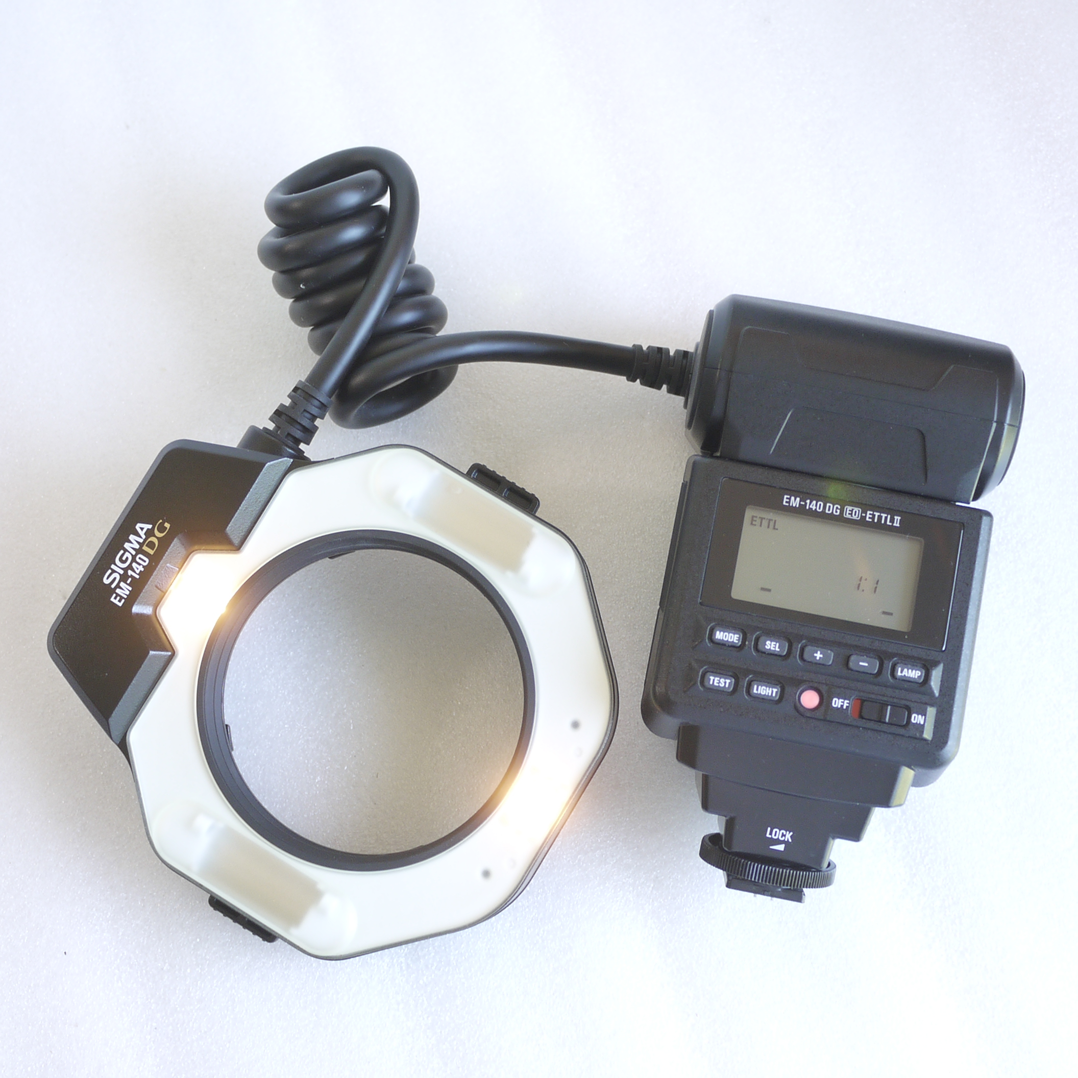 Sigma EM-140 DG EO ETTL II Canon Ring Flash New