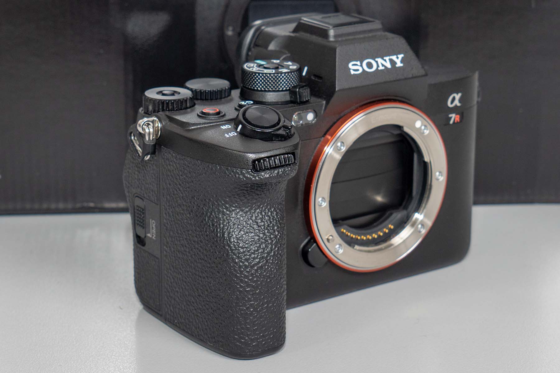 Top Sony Alpha 7R V (A7R V) Kamera neuwertig