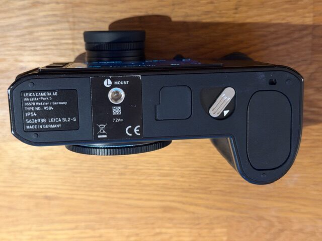 Leica SL2-S