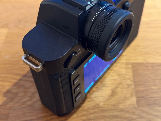 Leica SL2-S