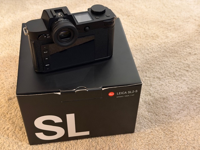 Leica SL2-S