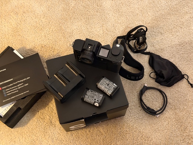 Leica SL2-S