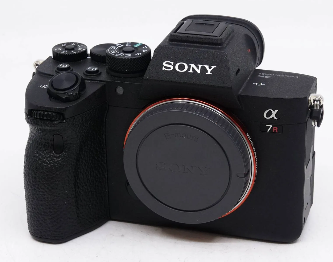 Sony Alpha 7R IV – Nur 1’799 Auslösungen